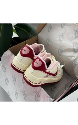 Air Force 1 Low Valentine's Day Bej